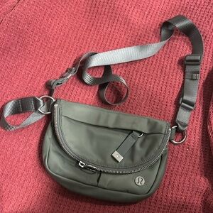 Lululemon All night festival mini crossbody